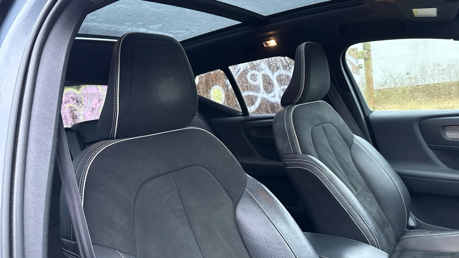 Used Volvo XC40 2020 for sale - 77016567: Photo 32