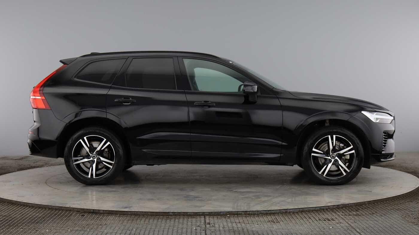 Used Volvo XC60 2021 for sale - 76337358: Photo 2