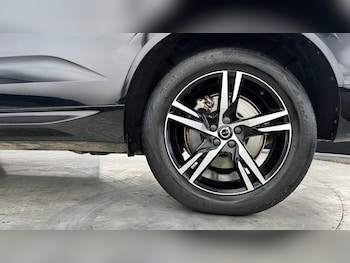 Used Volvo XC60 2021 for sale - 76337358: Photo