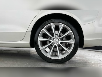 Used Volvo V60 2021 for sale - 76701897: Photo