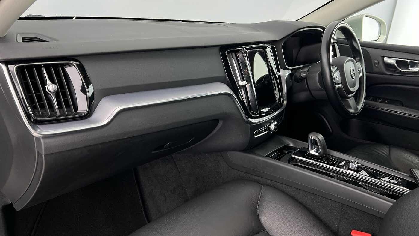 Used Volvo V60 2021 for sale - 76701897: Photo 6