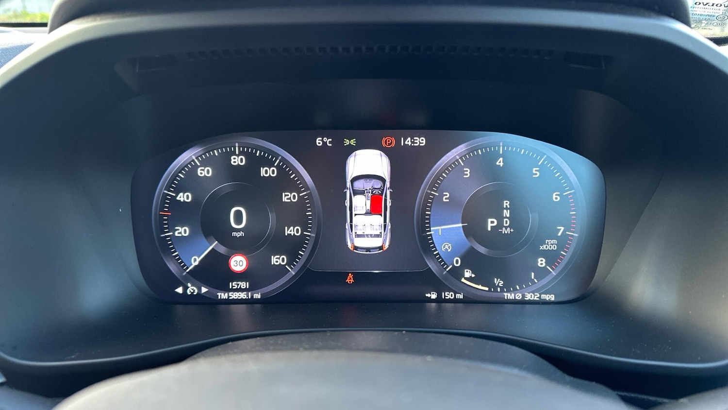 Used Volvo XC40 for sale - 77425249: Photo 11