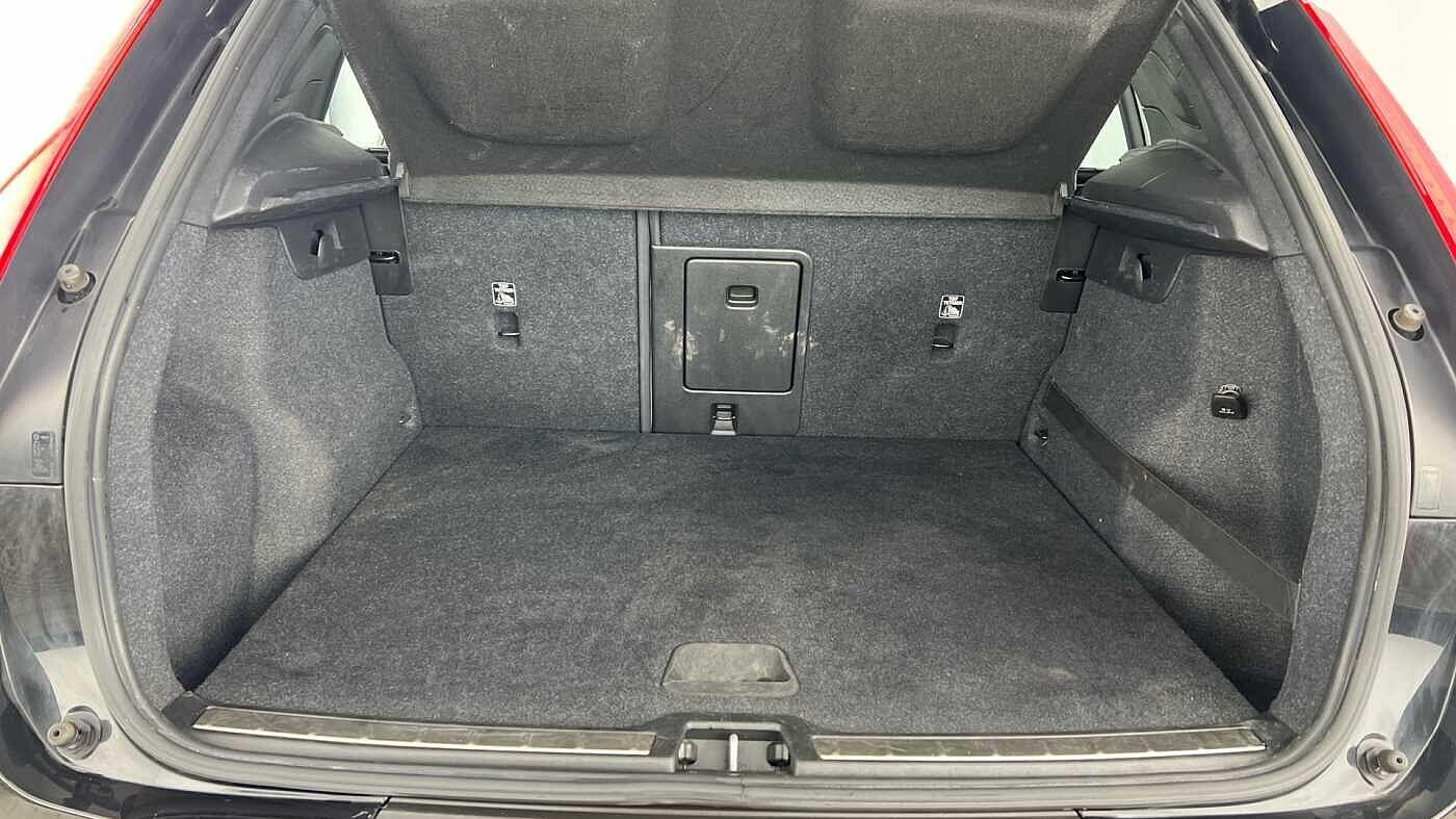 Used Volvo XC40 2020 for sale - 76446845: Photo 5