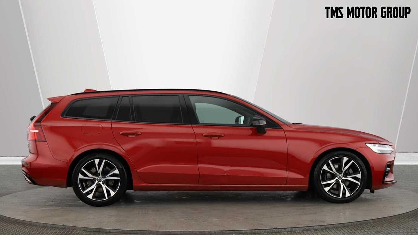 Used Volvo V60 2021 for sale - 77081864: Photo 2