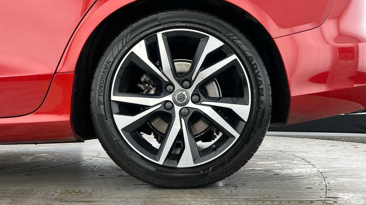 Used Volvo V60 2021 for sale - 77081864: Photo 4