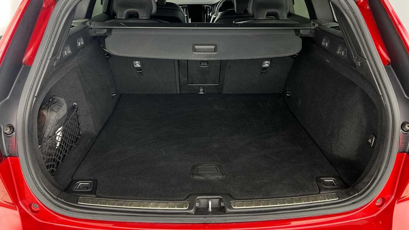 Used Volvo V60 2021 for sale - 77081864: Photo 5