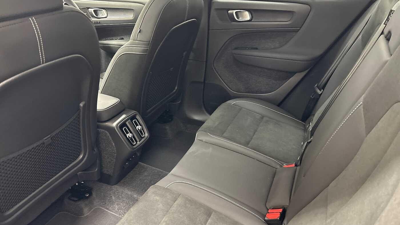 Used Volvo XC40 2025 for sale - 76633049: Photo 13