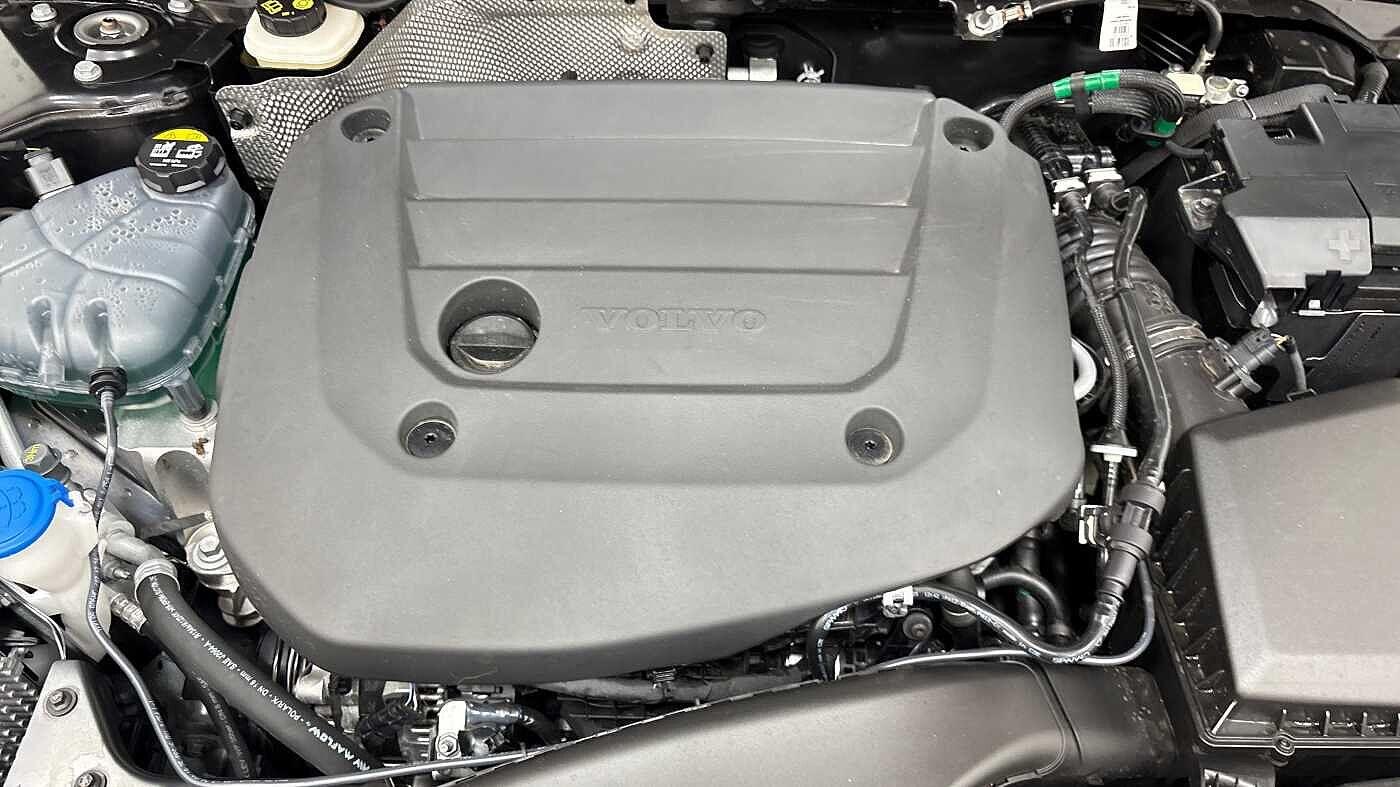 Used Volvo XC40 2025 for sale - 76633049: Photo 15