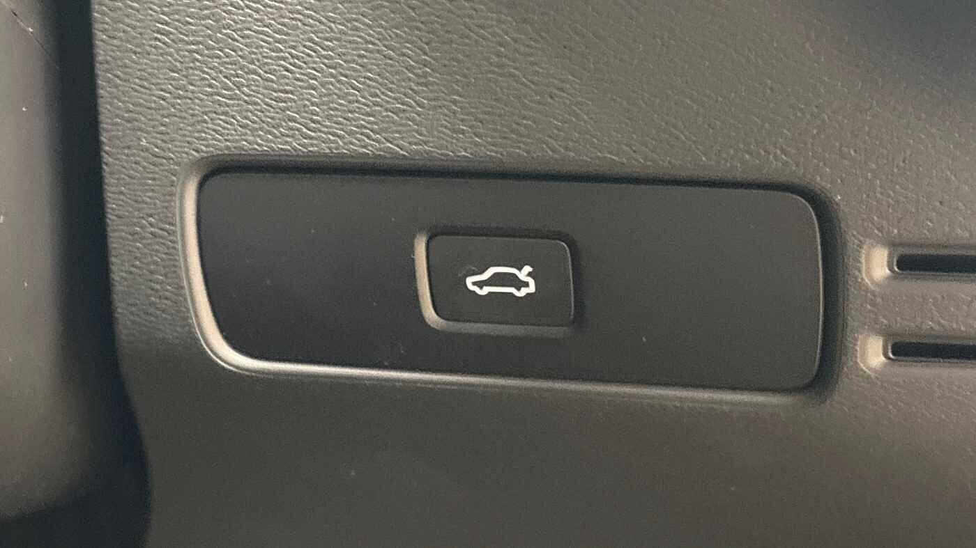 Used Volvo XC40 2025 for sale - 76633049: Photo 30