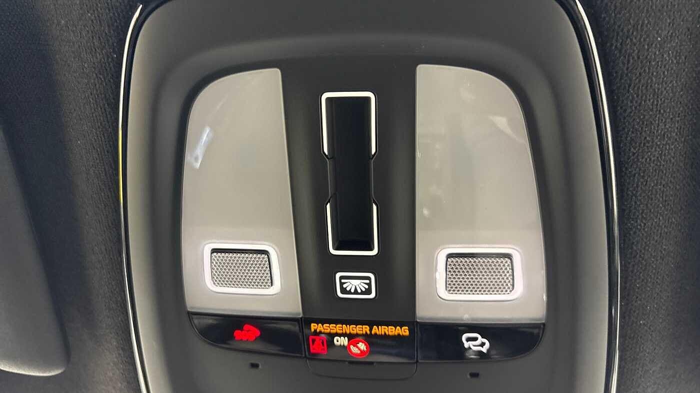 Used Volvo XC40 2025 for sale - 76633049: Photo 33