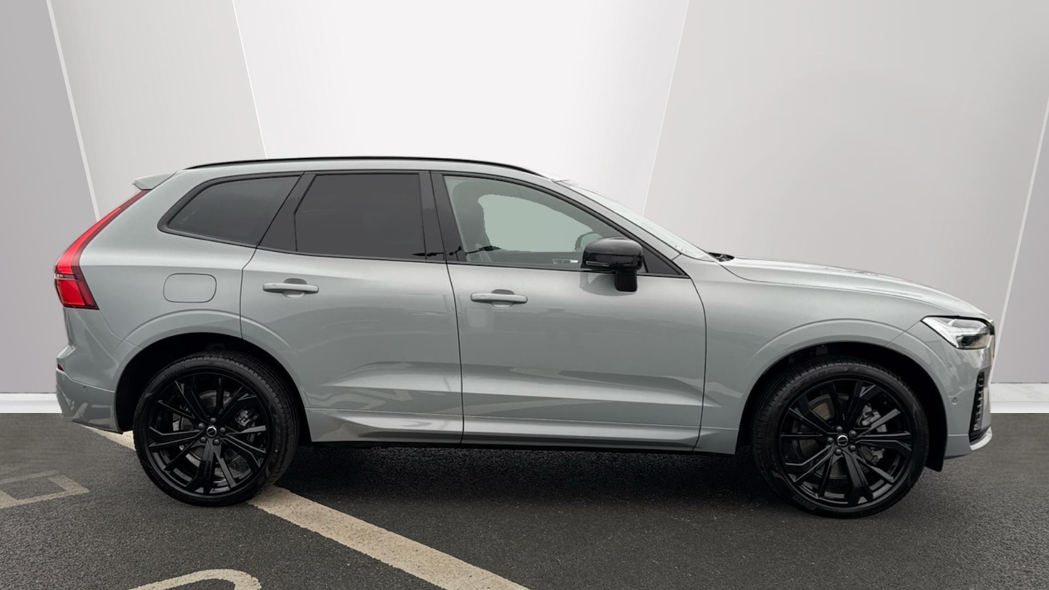 Used Volvo XC60 2026 for sale - 77358777: Photo 3