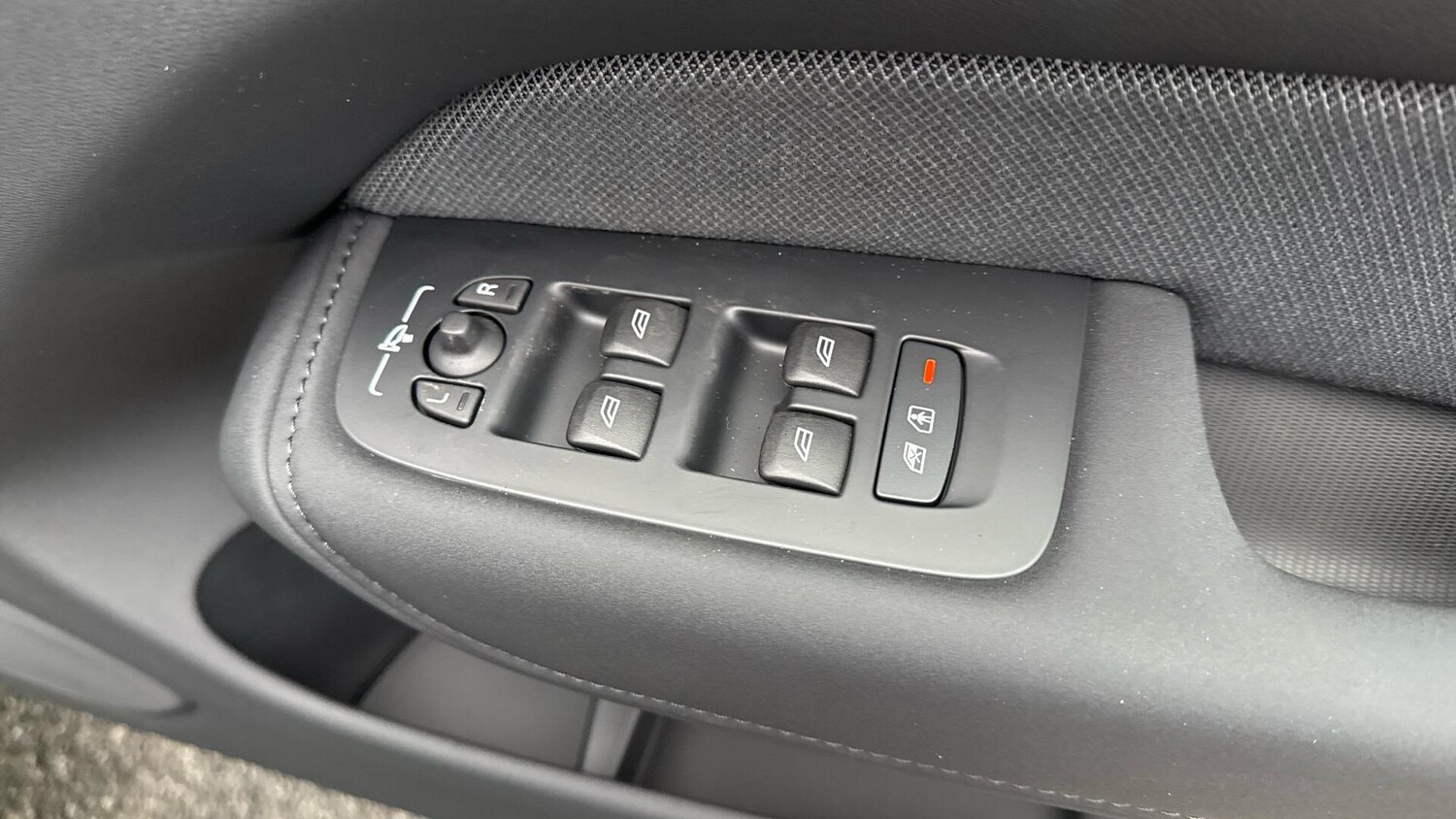 Used Volvo XC60 2026 for sale - 77358777: Photo 34