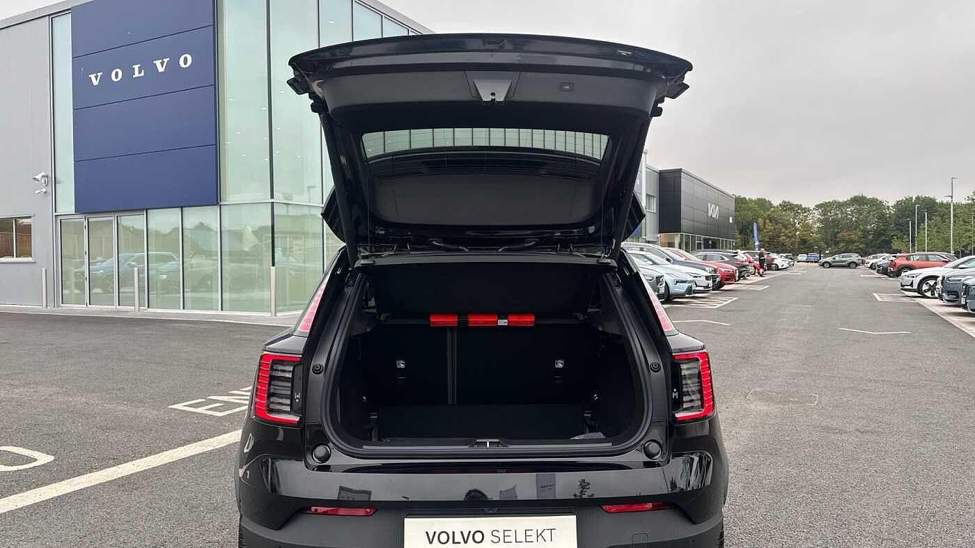 Used Volvo EX30 2025 for sale - 76388921: Photo 14