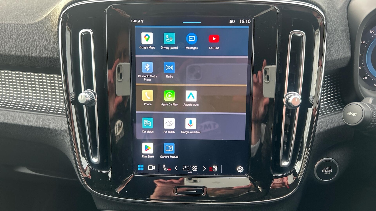 Used Volvo XC40 2022 for sale - 76644557: Photo 46