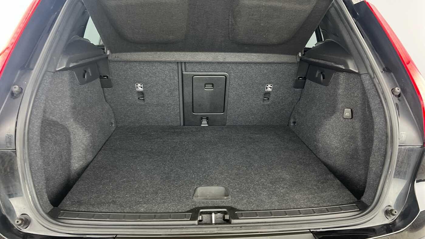 Used Volvo XC40 2021 for sale - 78101410: Photo 5