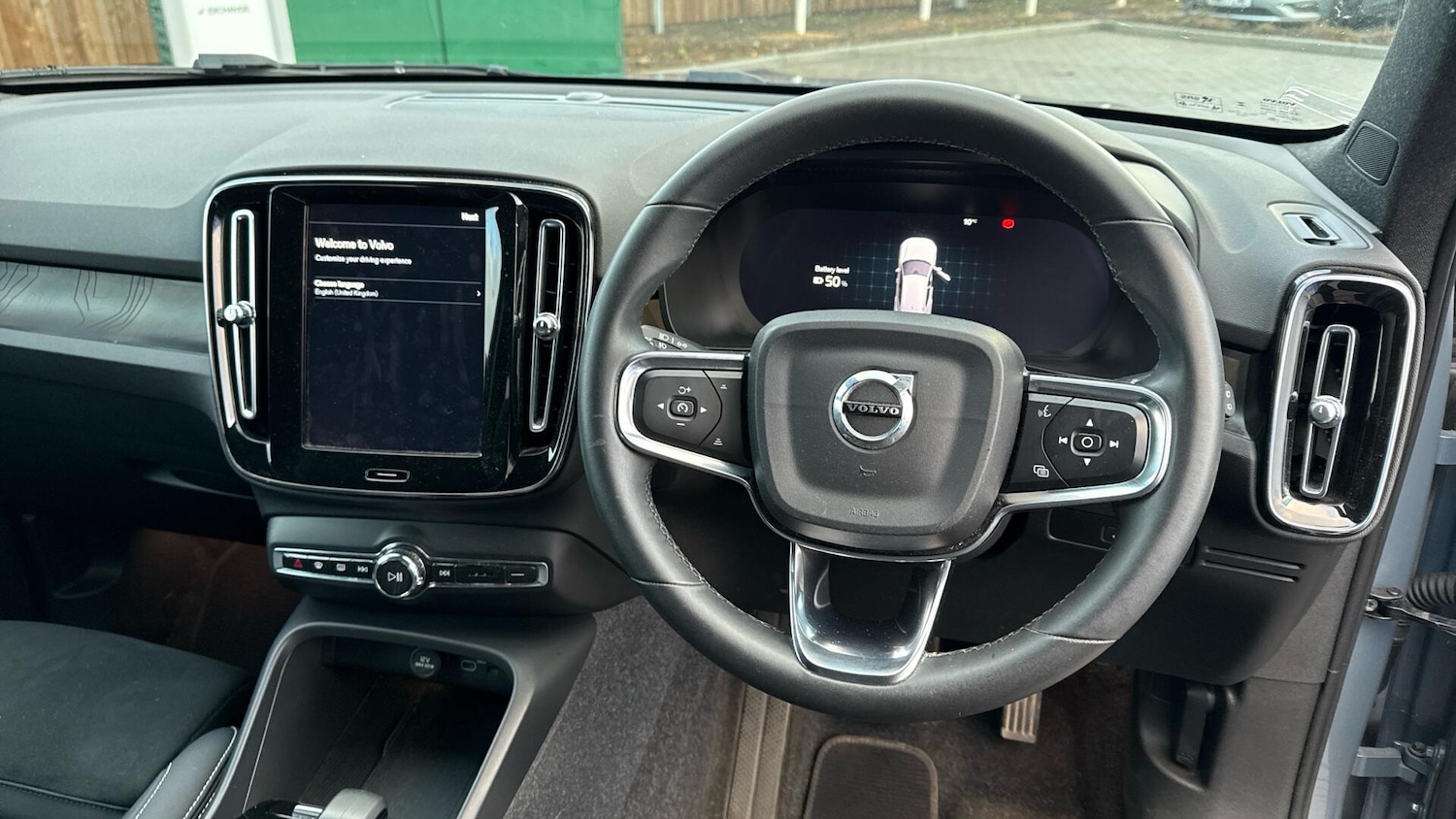 Used Volvo XC40 2023 for sale - 77400483: Photo 10