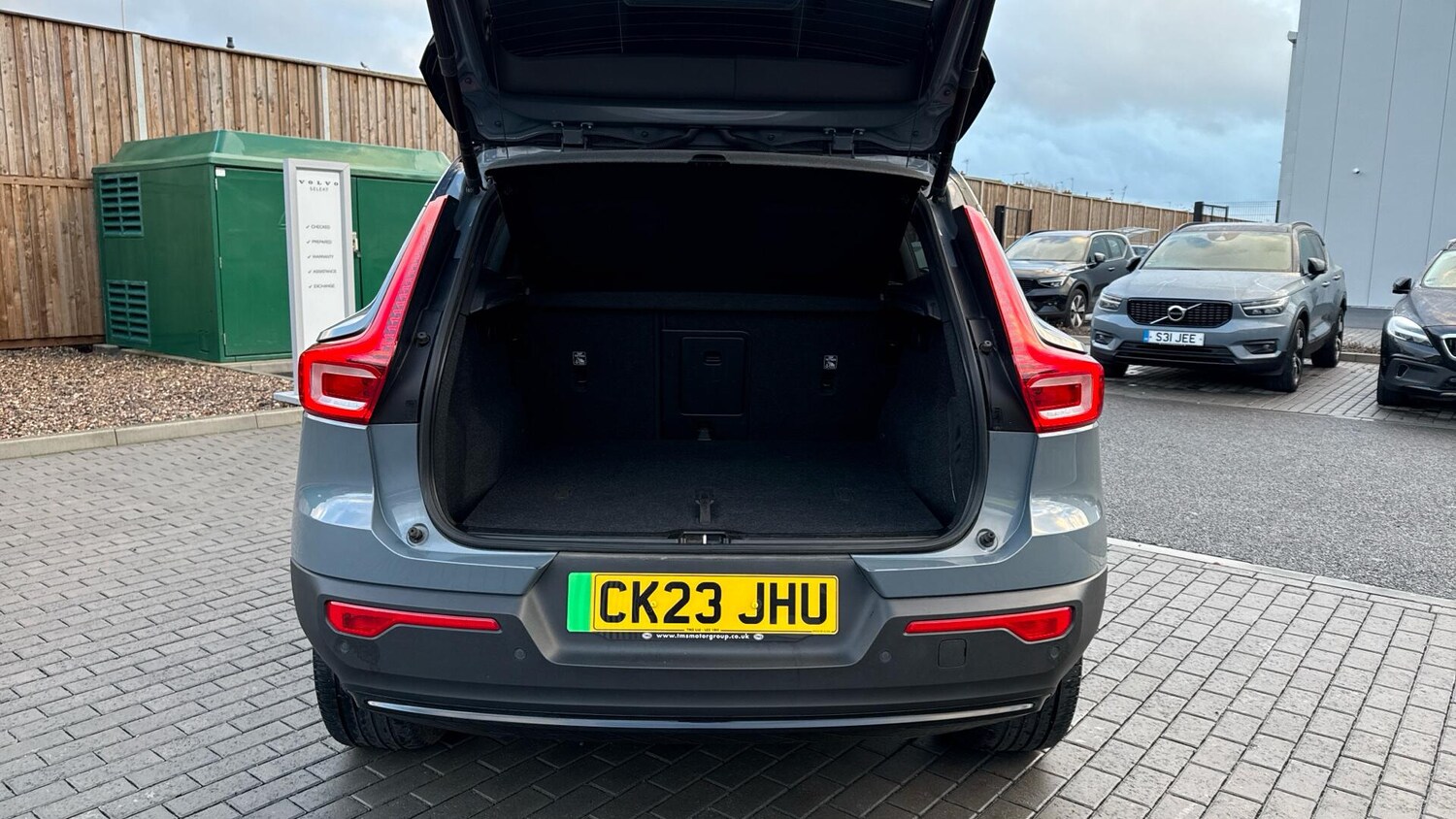 Used Volvo XC40 2023 for sale - 77400483: Photo 13