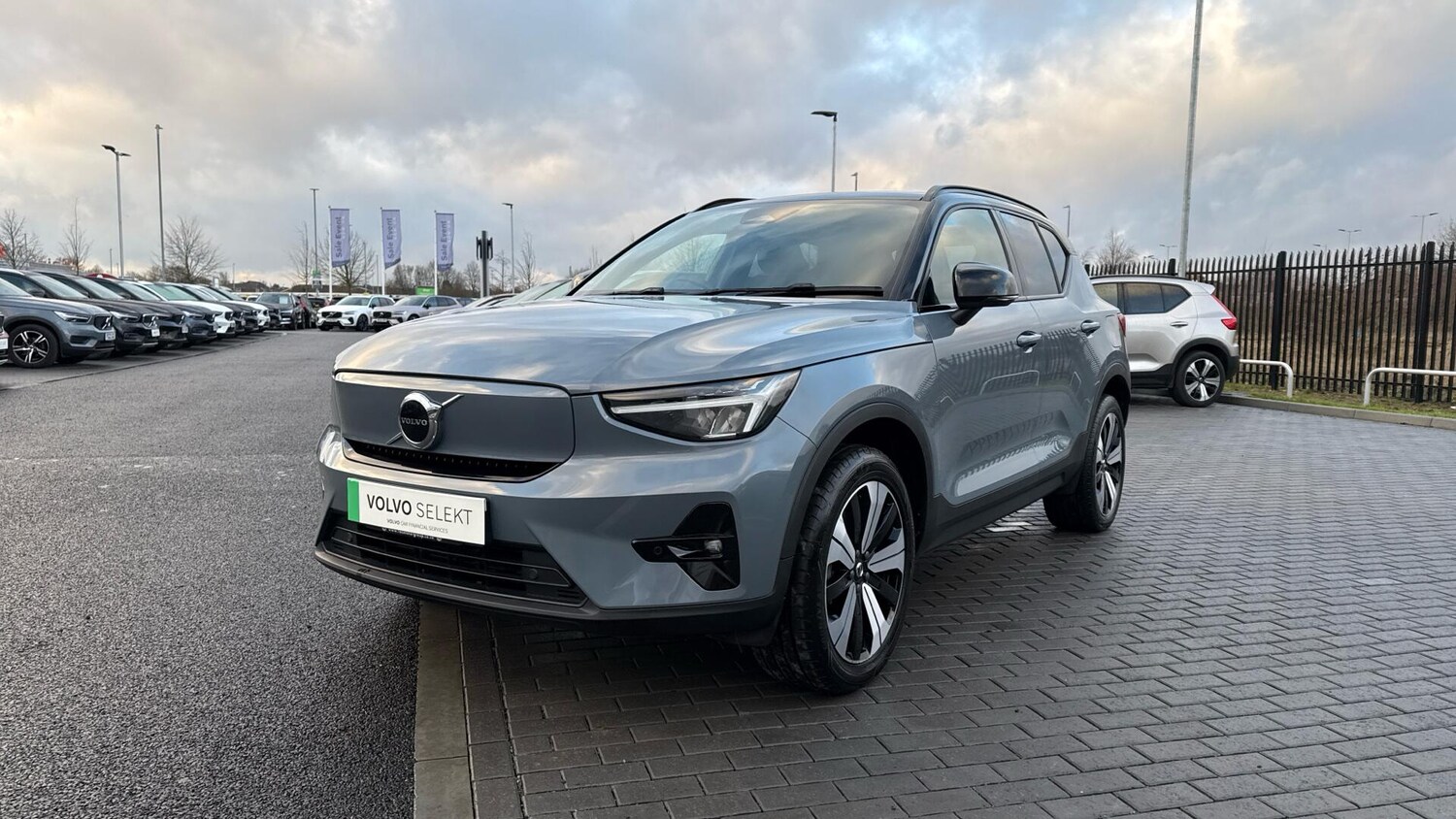 Used Volvo XC40 2023 for sale - 77400483: Photo 17