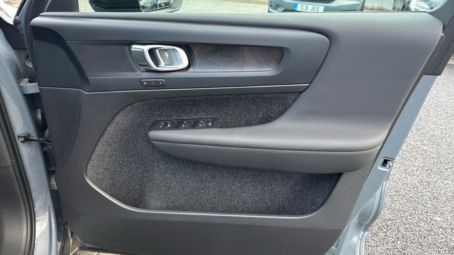 Used Volvo XC40 2023 for sale - 77400483: Photo 32