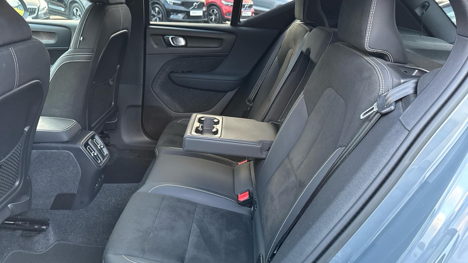 Used Volvo XC40 2023 for sale - 77400483: Photo 6