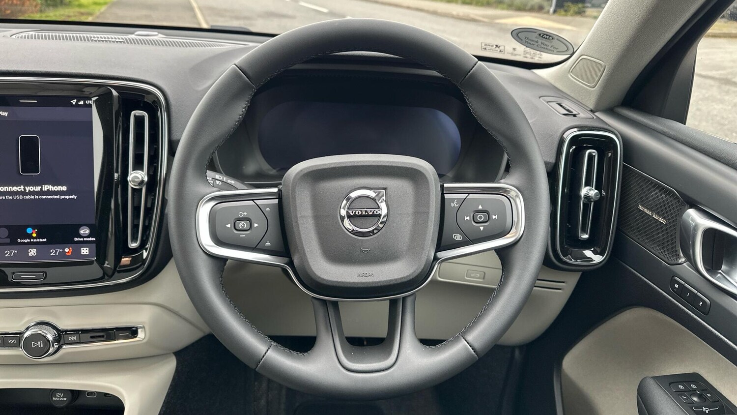 Used Volvo XC40 for sale - 77824967: Photo 10