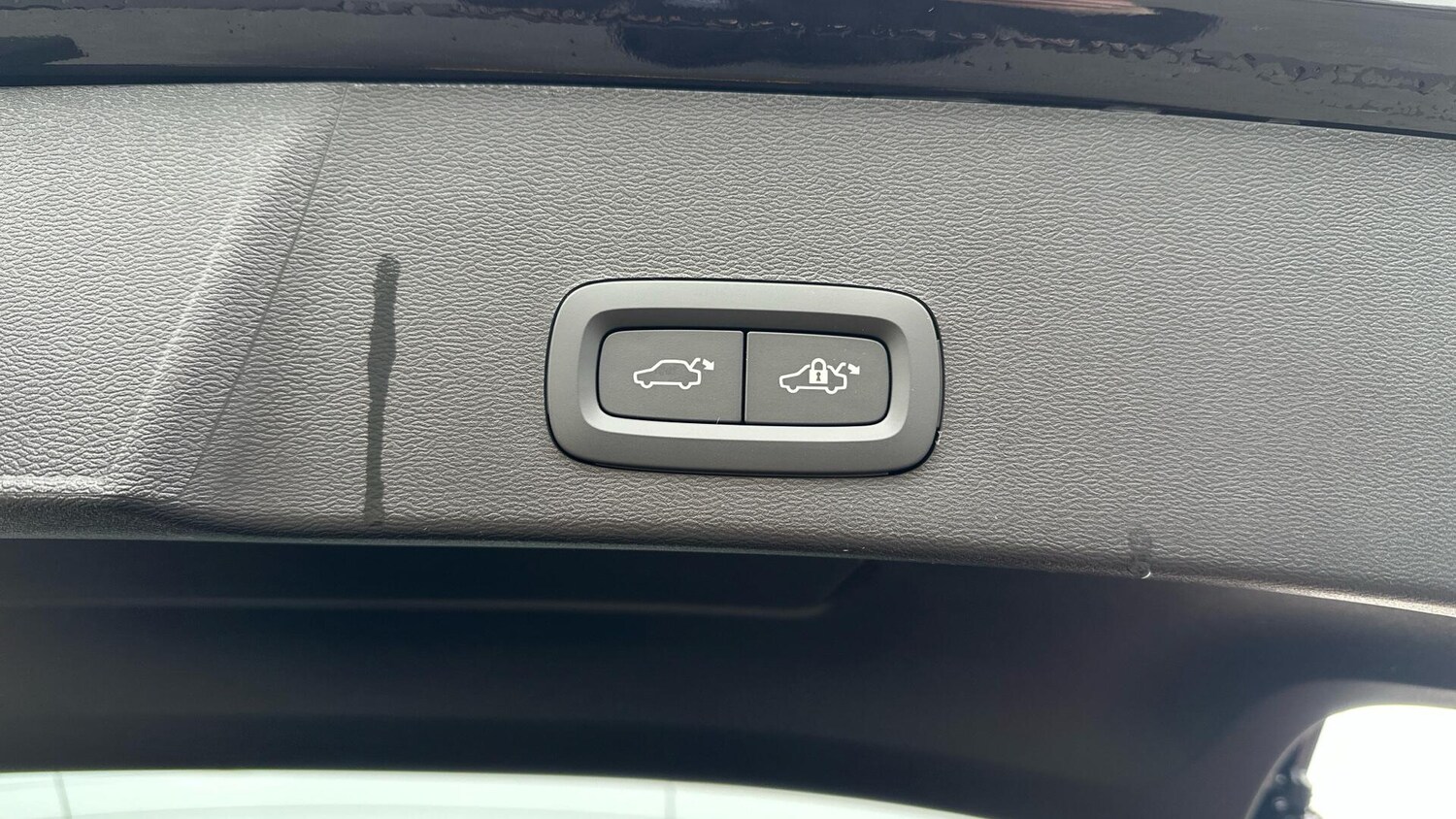 Used Volvo XC40 for sale - 77824967: Photo 34