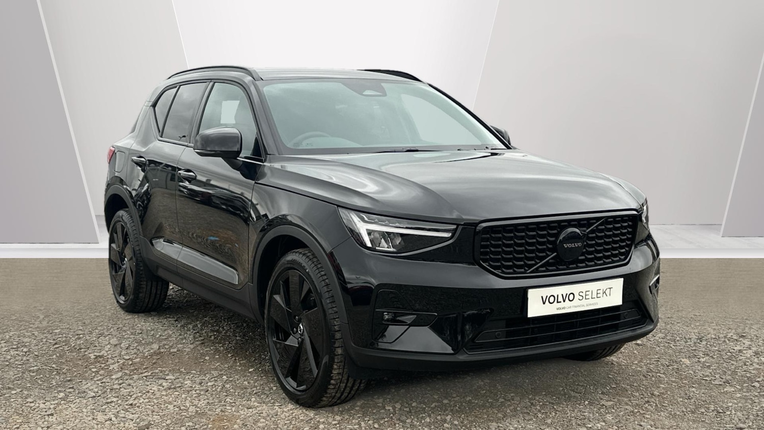 Used Volvo XC40 2025 for sale - 76337644: Photo 1