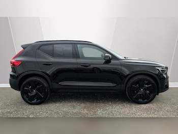Used Volvo XC40 2025 for sale - 76337644: Photo