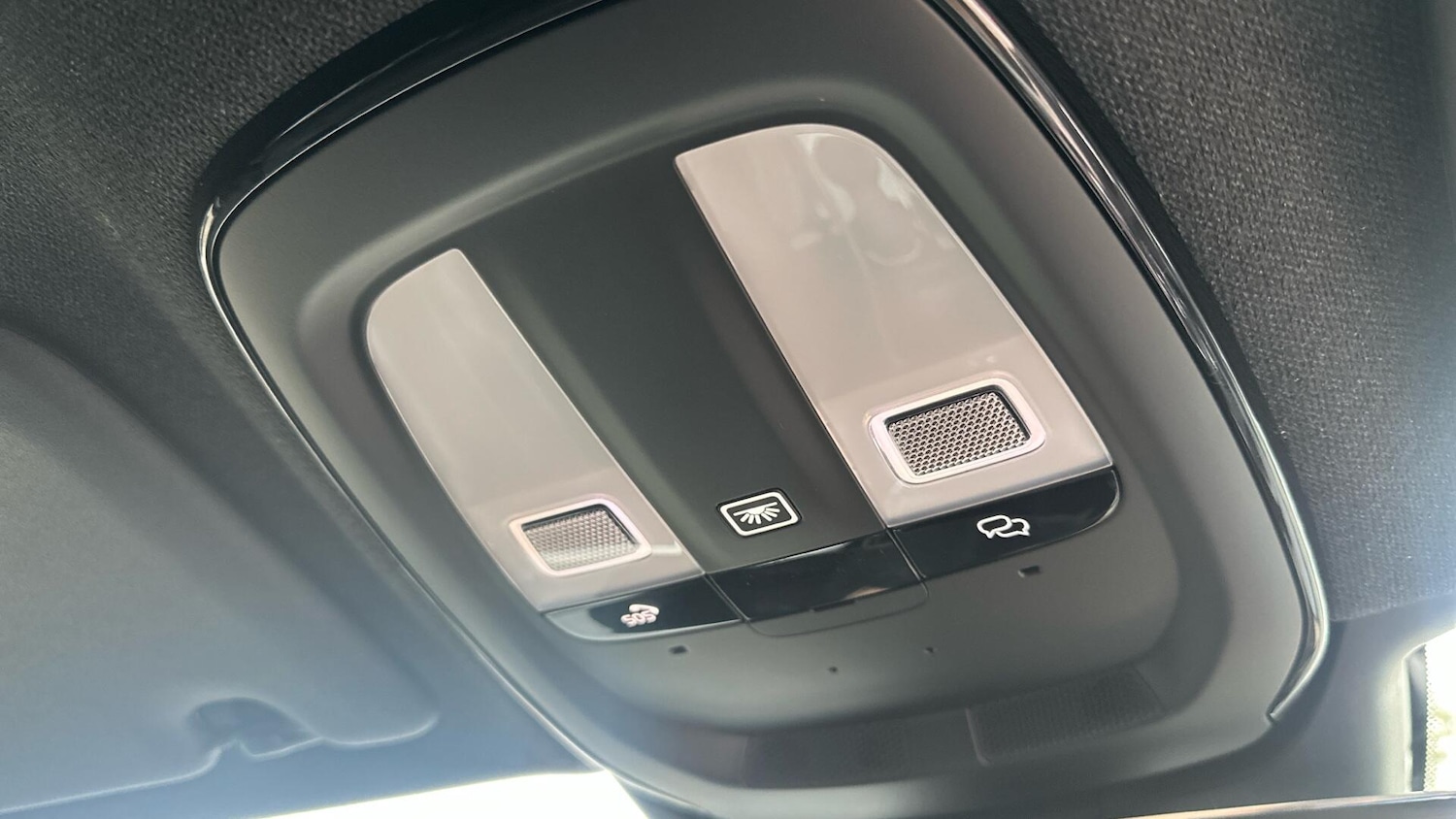 Used Volvo XC40 2025 for sale - 76337644: Photo 40