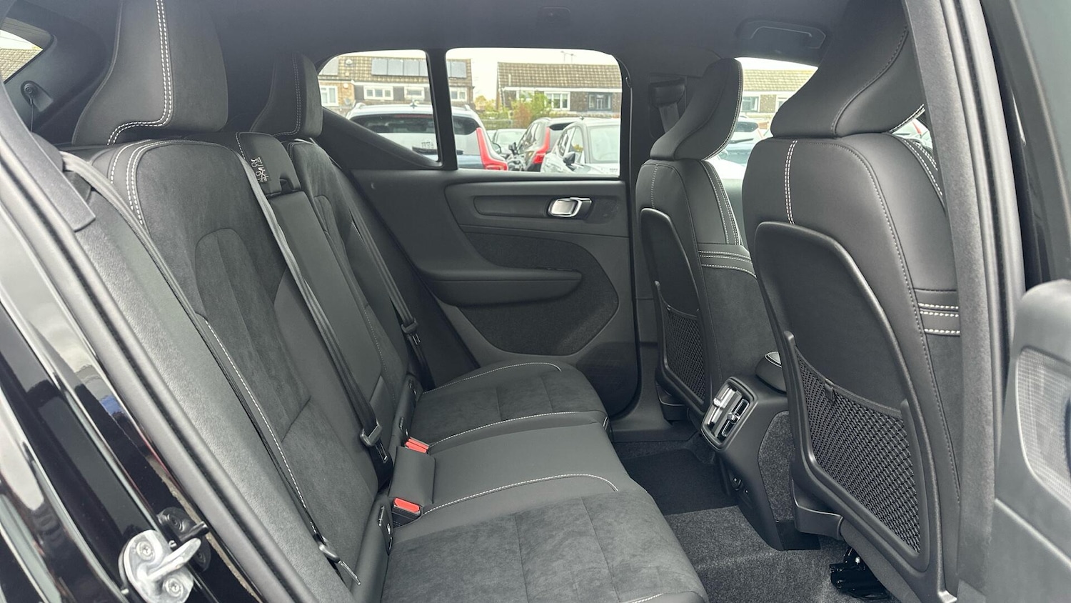 Used Volvo XC40 2025 for sale - 76337644: Photo 6