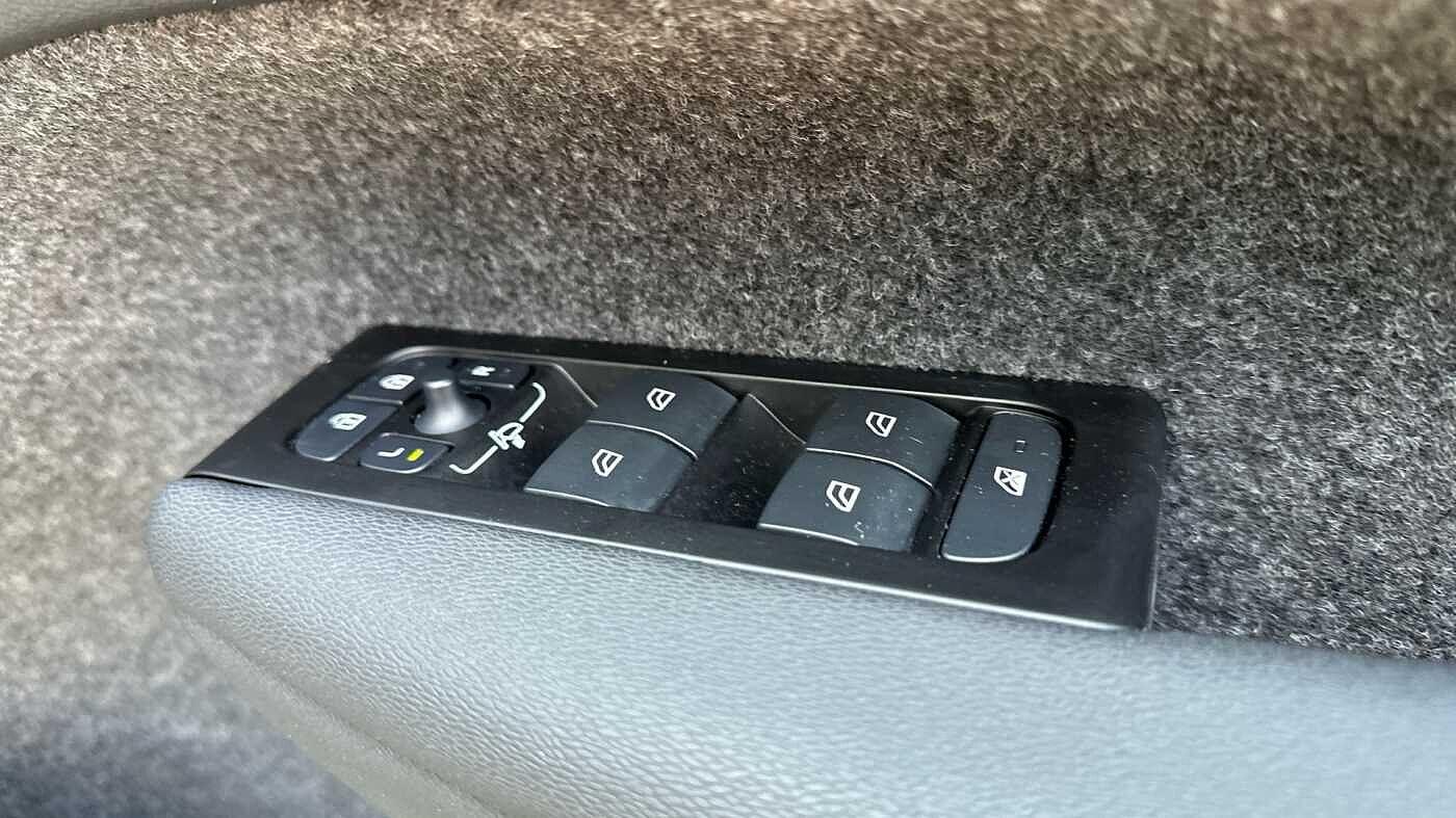 Used Volvo XC40 2022 for sale - 78034331: Photo 25