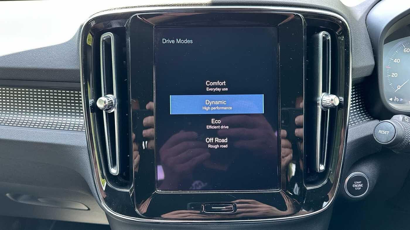 Used Volvo XC40 2022 for sale - 78034331: Photo 51