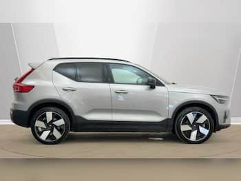 Used Volvo XC40 2023 for sale - 79621375: Photo