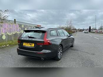 Used Volvo V60 2021 for sale - 77671711: Photo