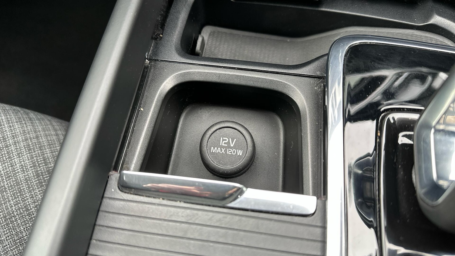 Used Volvo V60 for sale - 77671711: Photo 35