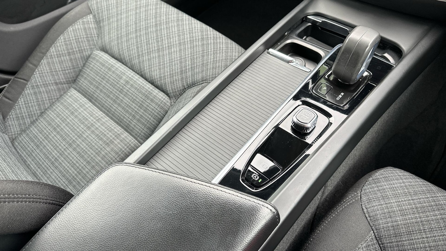 Used Volvo V60 for sale - 77671711: Photo 40