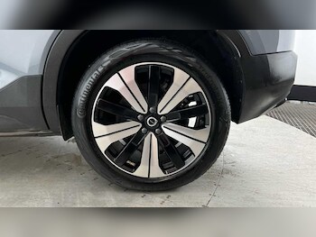 Used Volvo XC40 2023 for sale - 78245541: Photo