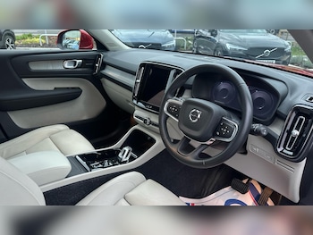 Used Volvo XC40 2021 for sale - 76485848: Photo