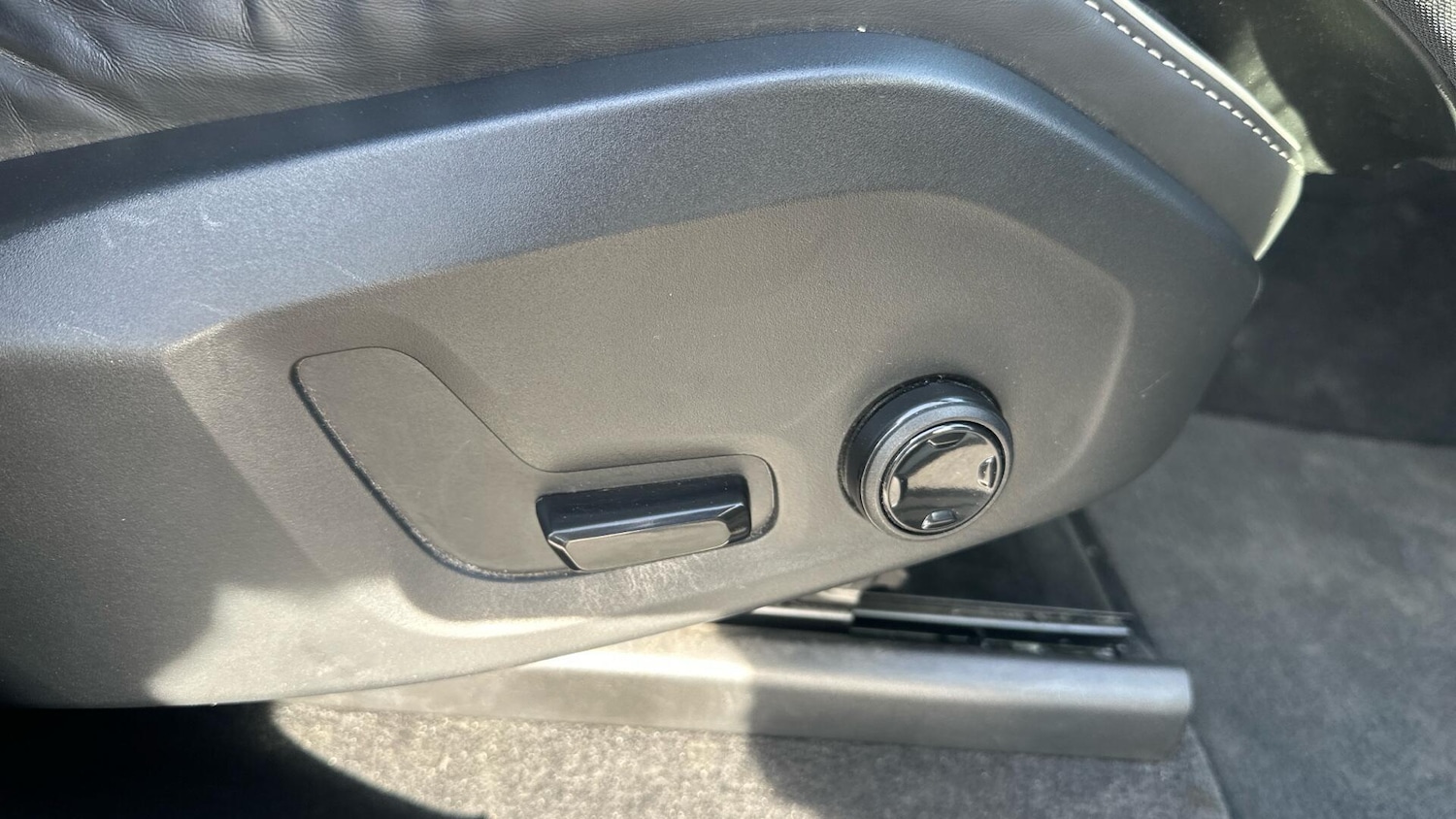 Used Volvo XC60 2022 for sale - 76584535: Photo 30