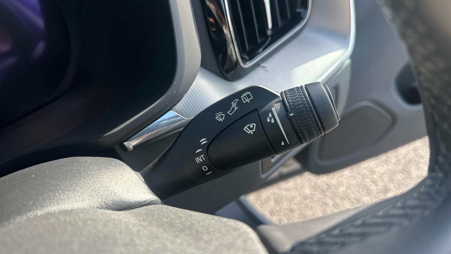 Used Volvo XC60 2022 for sale - 76584535: Photo 33