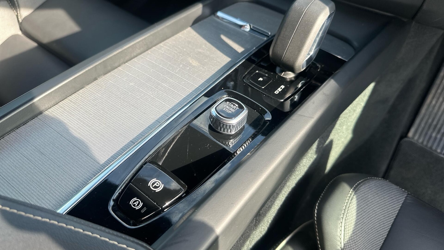 Used Volvo XC60 2022 for sale - 76584535: Photo 35