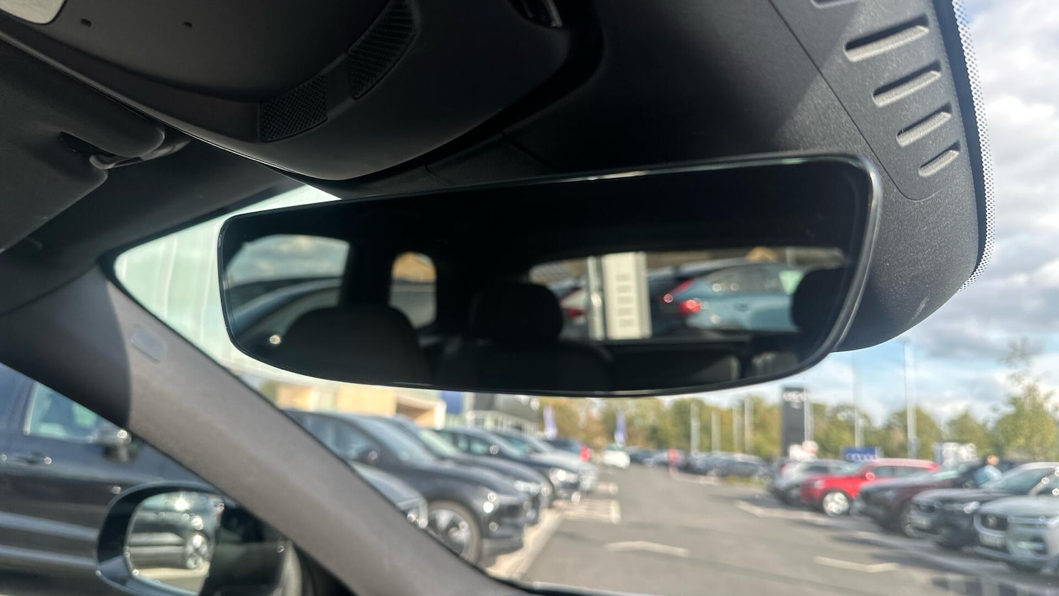 Used Volvo XC60 2022 for sale - 76584535: Photo 37