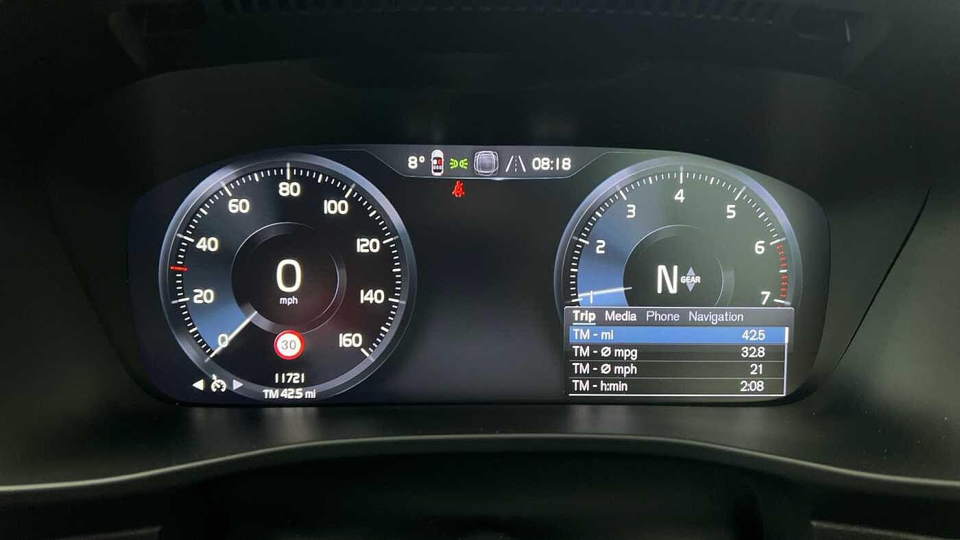 Used Volvo XC40 2021 for sale - 77082124: Photo 9