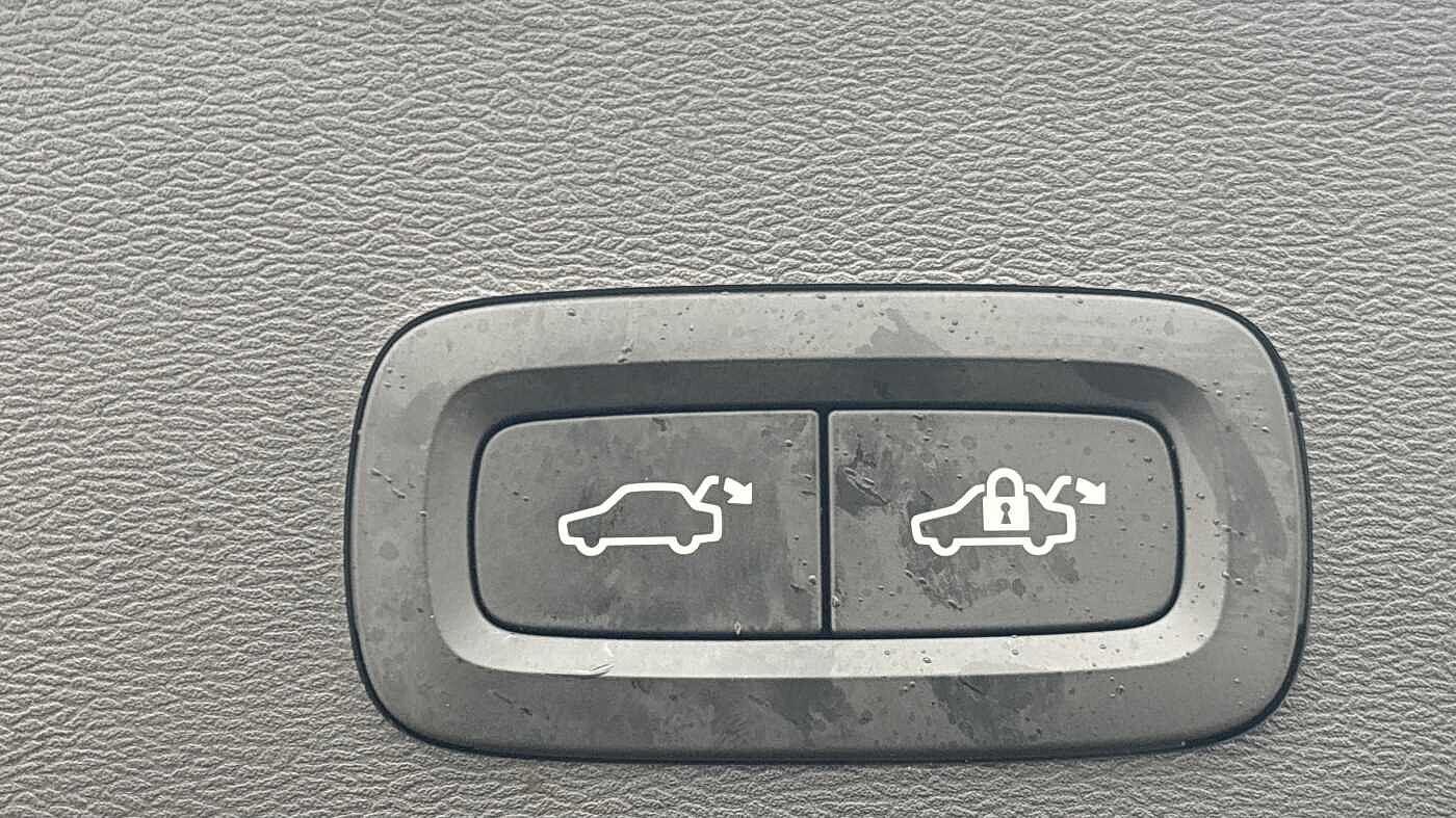 Used Volvo XC40 for sale - 77807658: Photo 19