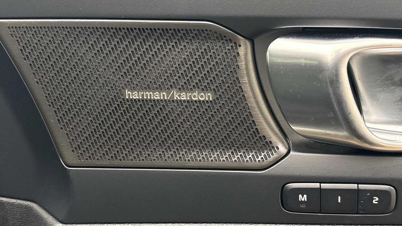 Used Volvo XC40 for sale - 77807658: Photo 27