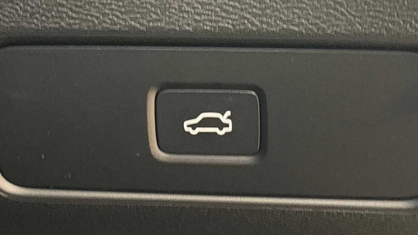 Used Volvo XC40 for sale - 77807658: Photo 30