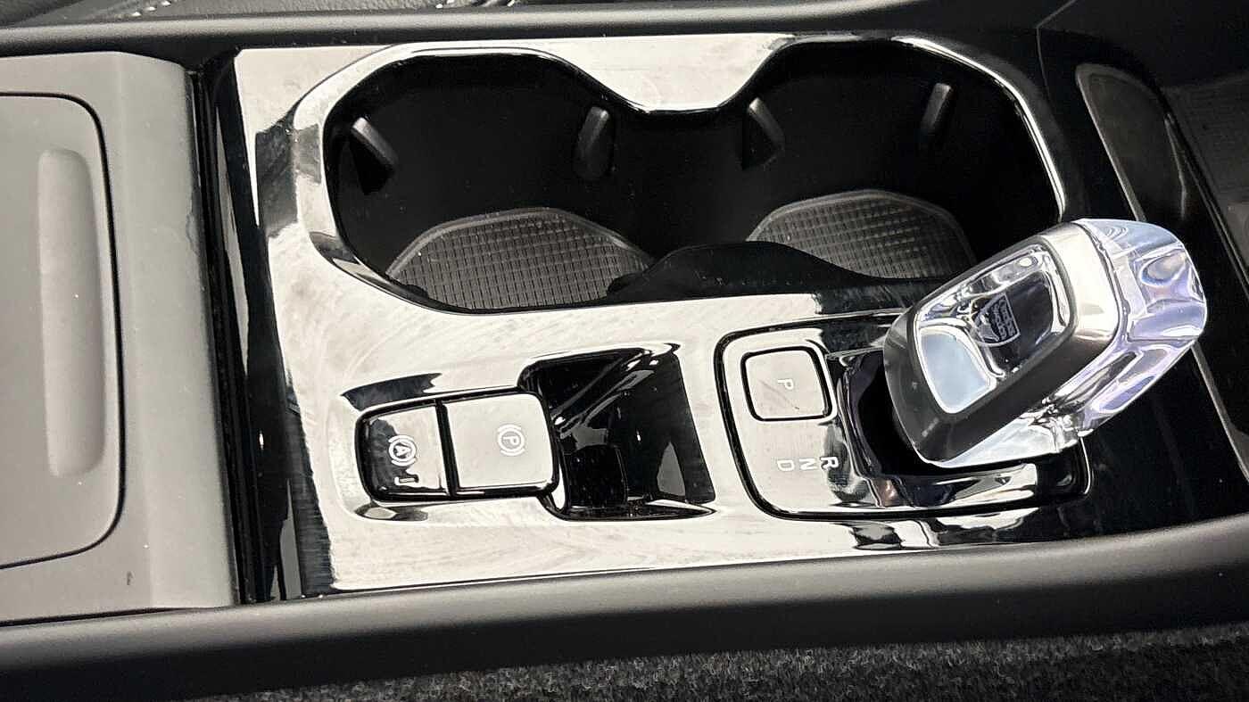 Used Volvo XC40 for sale - 77807658: Photo 32