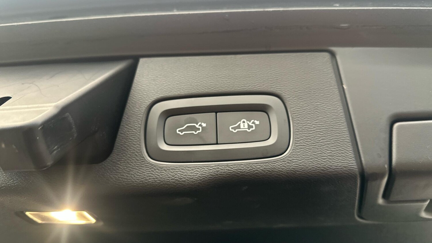 Used Volvo XC60 for sale - 77737862: Photo 25