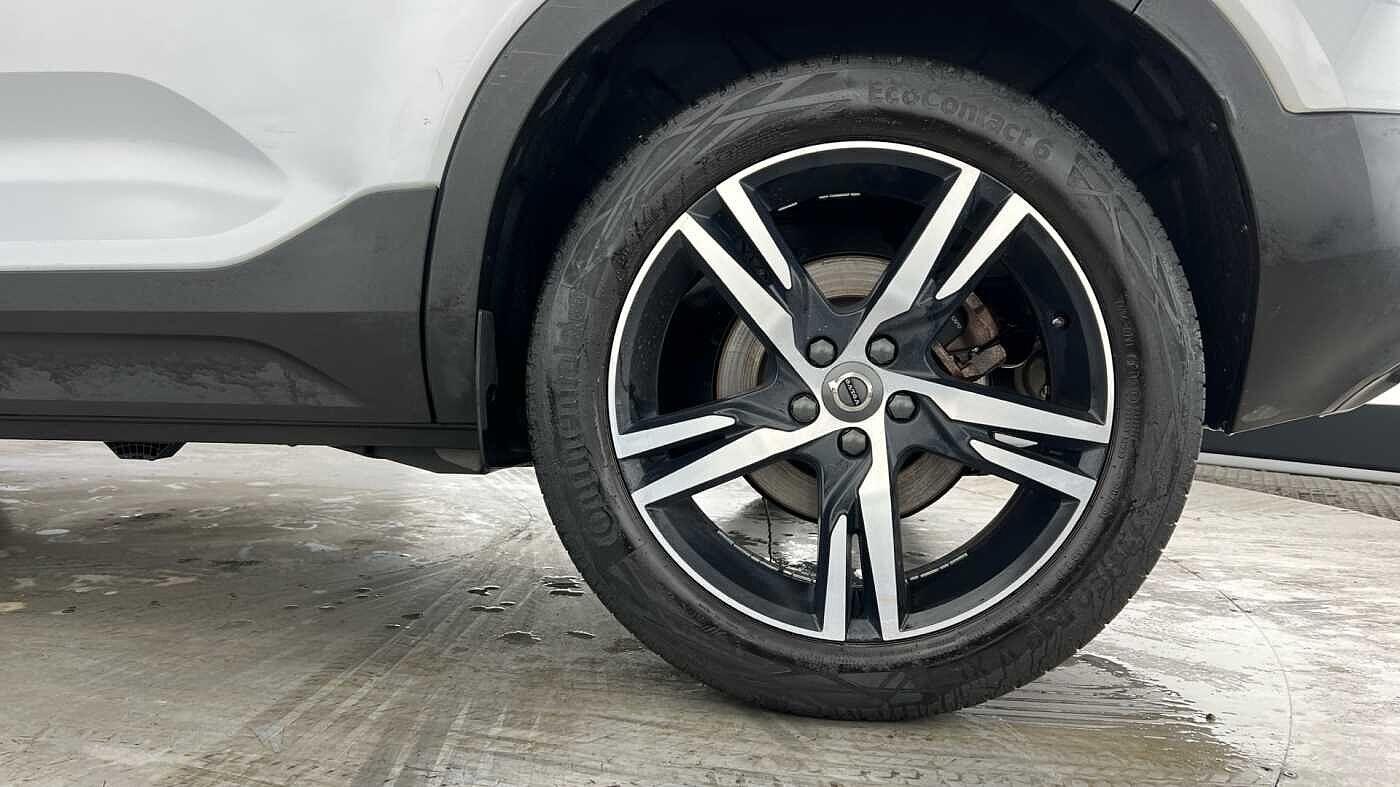 Used Volvo XC40 2021 for sale - 77082119: Photo 4