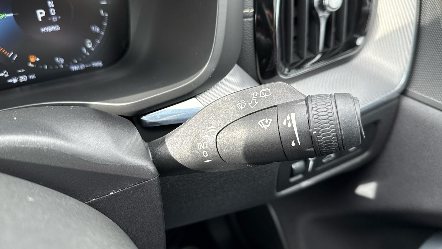 Used Volvo XC60 2020 for sale - 76336672: Photo 40